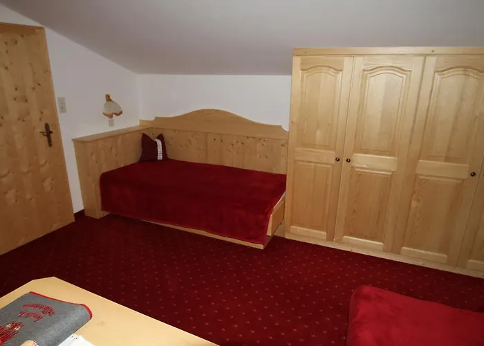 Gospodarstwo agroturystyczne Alpenbauernhof Groebenhof Fulpmes